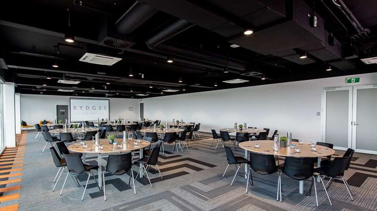 Rydges Pit Lane Hotel Meeting