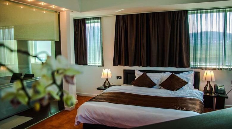 <b>Best Western Hotel Galla Suite</b>. Images powered by <a href="https://iceportal.shijigroup.com/" title="IcePortal" target="_blank">IcePortal</a>.