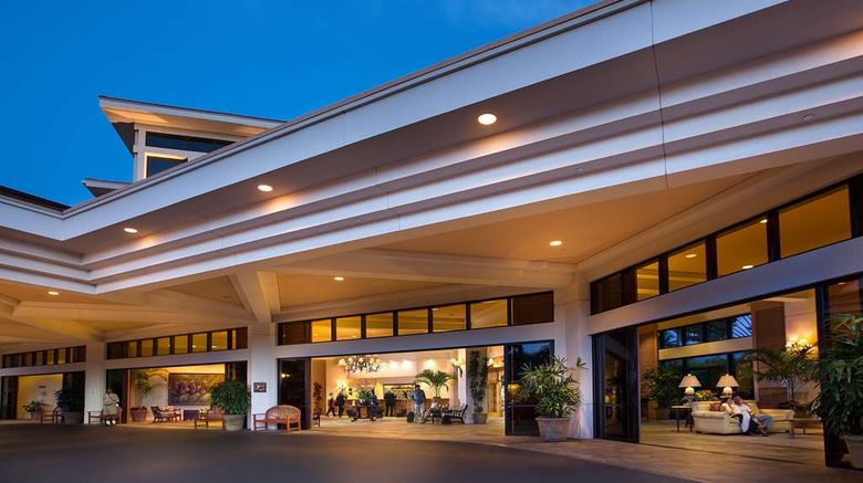 <b>Maui Coast Hotel Lobby</b>. Images powered by <a href="https://iceportal.shijigroup.com/" title="IcePortal" target="_blank">IcePortal</a>.