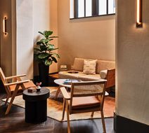 Joinery Hotel Pittsburgh, Curio Coll Lobby