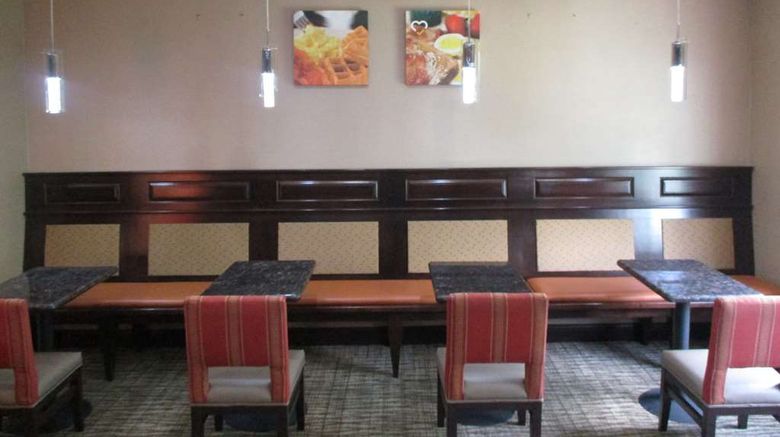 <b>Best Western Emporia Inn Restaurant</b>. Images powered by <a href="https://iceportal.shijigroup.com/" title="IcePortal" target="_blank">IcePortal</a>.