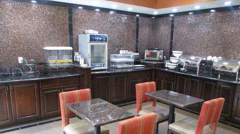 <b>Best Western Emporia Inn Restaurant</b>. Images powered by <a href="https://iceportal.shijigroup.com/" title="IcePortal" target="_blank">IcePortal</a>.
