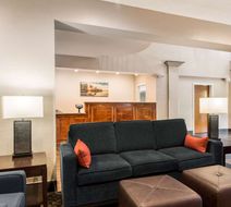 Comfort Suites Eufaula Lobby