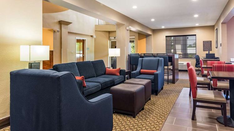 Comfort Suites Eufaula Lobby