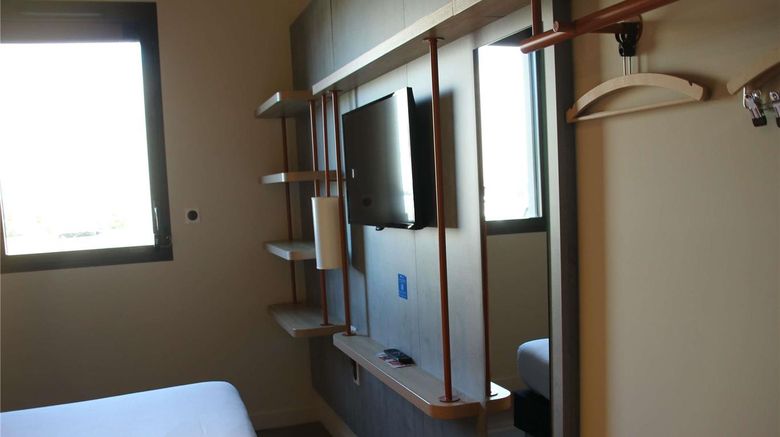 <b>Ibis Budget Rennes Hotel Room</b>. Images powered by <a href="https://iceportal.shijigroup.com/" title="IcePortal" target="_blank">IcePortal</a>.