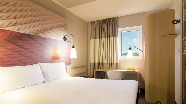 <b>Ibis Erechim Hotel Room</b>. Images powered by <a href="https://iceportal.shijigroup.com/" title="IcePortal" target="_blank">IcePortal</a>.