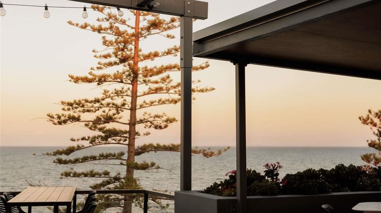 Sebel Brisbane Margate Beach Restaurant