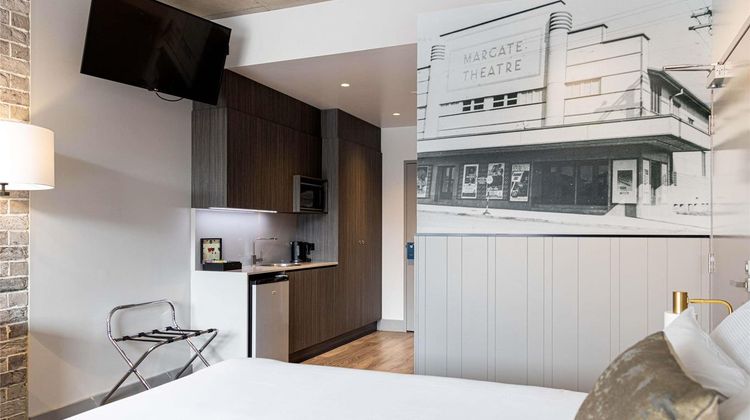 Sebel Brisbane Margate Beach Room