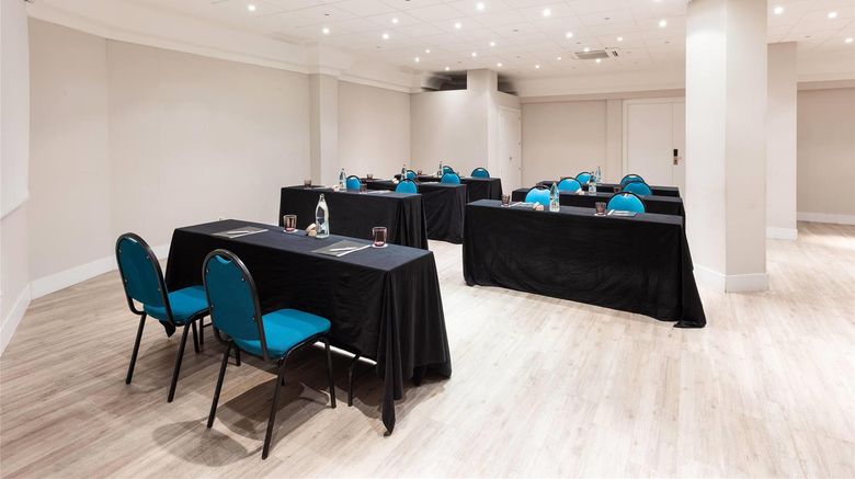 <b>Madrid Gran Via 25, managed by Melia Meeting</b>. Images powered by <a href="https://iceportal.shijigroup.com/" title="IcePortal" target="_blank">IcePortal</a>.