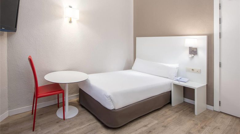 <b>Madrid Gran Via 25, managed by Melia Room</b>. Images powered by <a href="https://iceportal.shijigroup.com/" title="IcePortal" target="_blank">IcePortal</a>.