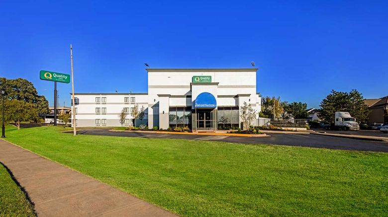 <b>Quality Inn Merriam/Shawnee Exterior</b>. Images powered by <a href="https://iceportal.shijigroup.com/" title="IcePortal" target="_blank">IcePortal</a>.