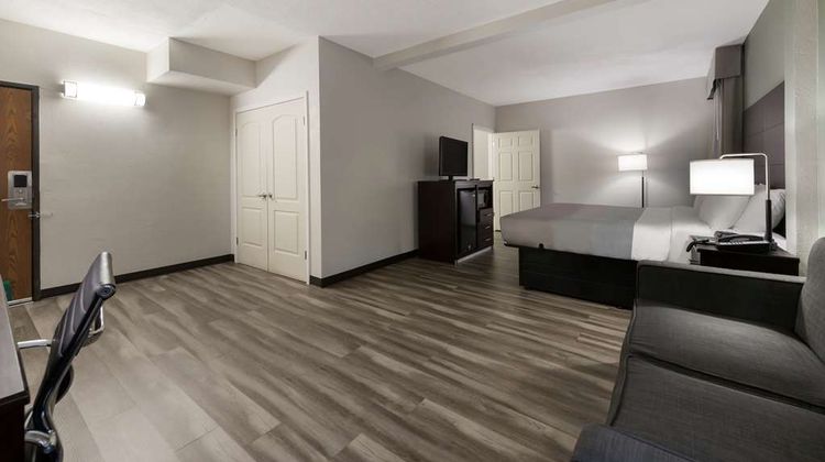 Quality Inn Merriam/Shawnee Room
