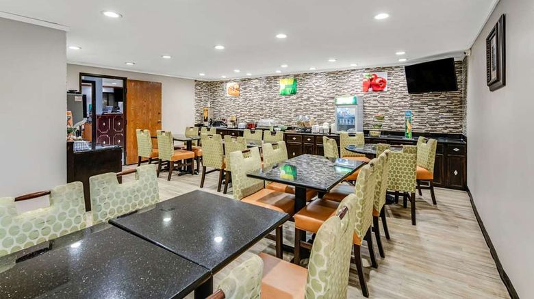 <b>Quality Inn Merriam/Shawnee Restaurant</b>. Images powered by <a href="https://iceportal.shijigroup.com/" title="IcePortal" target="_blank">IcePortal</a>.