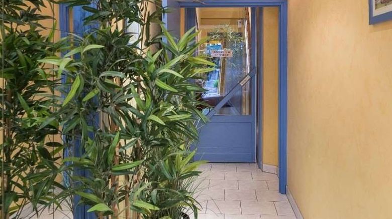 <b>Hotel du Moulin d'Or Lille Lobby</b>. Images powered by <a href="https://iceportal.shijigroup.com/" title="IcePortal" target="_blank">IcePortal</a>.