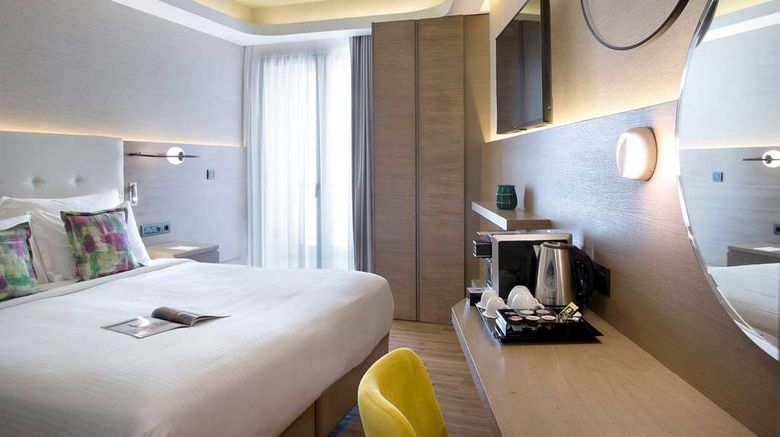 <b>Wyndham Athens Residence Room</b>. Images powered by <a href="https://iceportal.shijigroup.com/" title="IcePortal" target="_blank">IcePortal</a>.