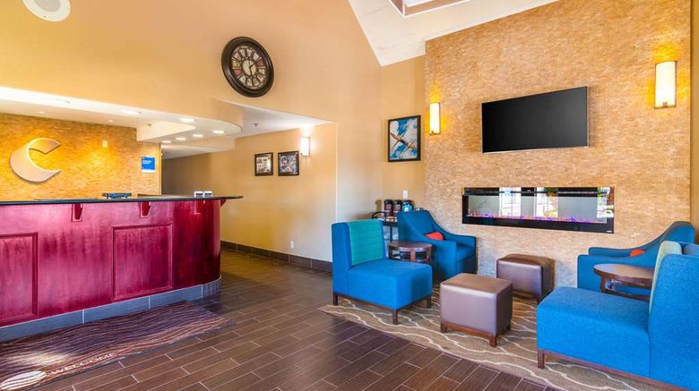<b>Comfort Inn & Suites Mojave Lobby</b>. Images powered by <a href="https://iceportal.shijigroup.com/" title="IcePortal" target="_blank">IcePortal</a>.