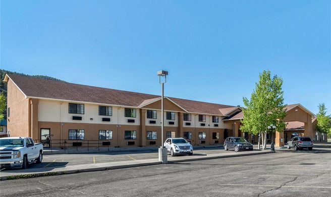 Quality Inn & Suites of South Fork Exterior