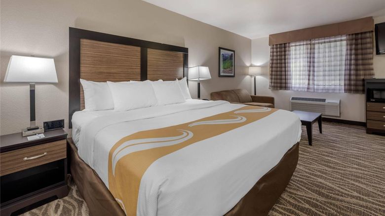 <b>Quality Inn & Suites of South Fork Suite</b>. Images powered by <a href="https://iceportal.shijigroup.com/" title="IcePortal" target="_blank">IcePortal</a>.