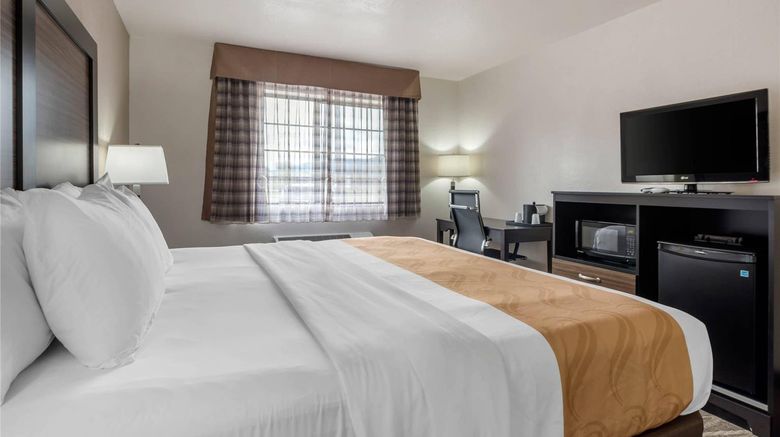 <b>Quality Inn & Suites of South Fork Room</b>. Images powered by <a href="https://iceportal.shijigroup.com/" title="IcePortal" target="_blank">IcePortal</a>.