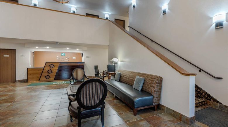 <b>Quality Inn & Suites of South Fork Lobby</b>. Images powered by <a href="https://iceportal.shijigroup.com/" title="IcePortal" target="_blank">IcePortal</a>.