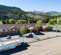 Quality Inn & Suites of South Fork Exterior