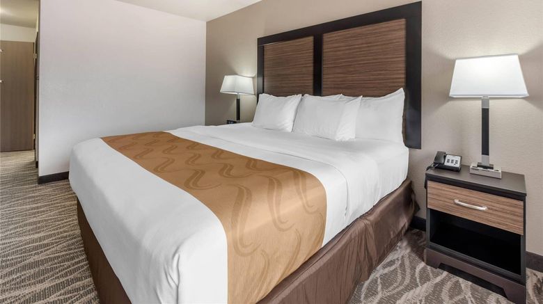 <b>Quality Inn & Suites of South Fork Room</b>. Images powered by <a href="https://iceportal.shijigroup.com/" title="IcePortal" target="_blank">IcePortal</a>.