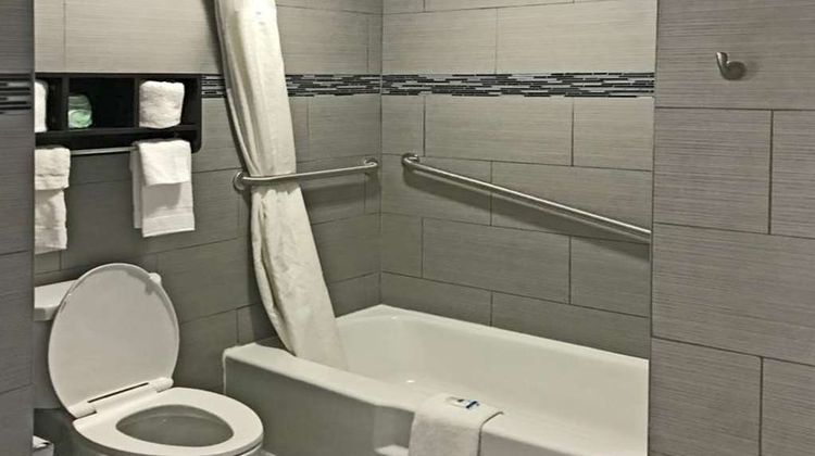 Rodeway Inn Calhoun South Room
