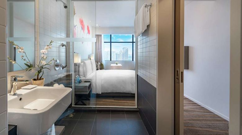 <b>Hilton Garden Inn Kuala Lumpur South Room</b>. Images powered by <a href="https://iceportal.shijigroup.com/" title="IcePortal" target="_blank">IcePortal</a>.