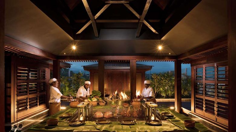 <b>Hilton Port Moresby Hotel & Residences Restaurant</b>. Images powered by <a href="https://iceportal.shijigroup.com/" title="IcePortal" target="_blank">IcePortal</a>.