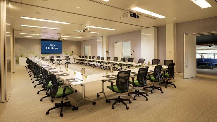 Hilton Port Moresby Hotel & Residences Meeting