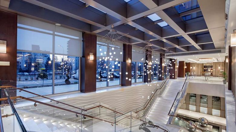 <b>DoubleTree by Hilton Skopje Lobby</b>. Images powered by <a href="https://iceportal.shijigroup.com/" title="IcePortal" target="_blank">IcePortal</a>.