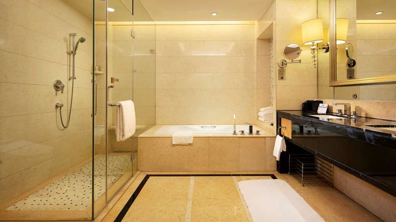 <b>Hilton Xiamen Room</b>. Images powered by <a href="https://iceportal.shijigroup.com/" title="IcePortal" target="_blank">IcePortal</a>.