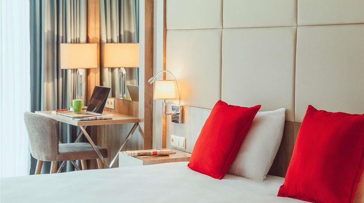 Ibis Styles Istanbul Bomonti Exterior