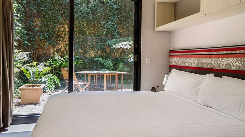 <b>Best Western Melbourne City Room</b>. Images powered by <a href="https://iceportal.shijigroup.com/" title="IcePortal" target="_blank">IcePortal</a>.