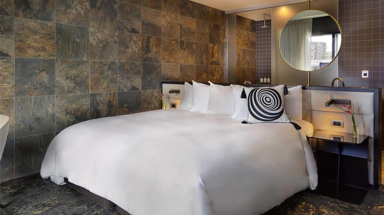 SO/ Auckland Hotel Room