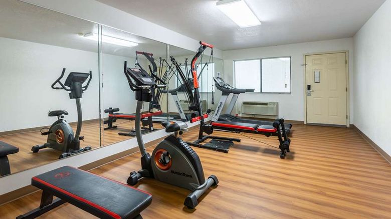 <b>Rodeway Inn Santa Rosa Health</b>. Images powered by <a href="https://iceportal.shijigroup.com/" title="IcePortal" target="_blank">IcePortal</a>.