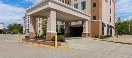 Comfort Suites Columbia Exterior