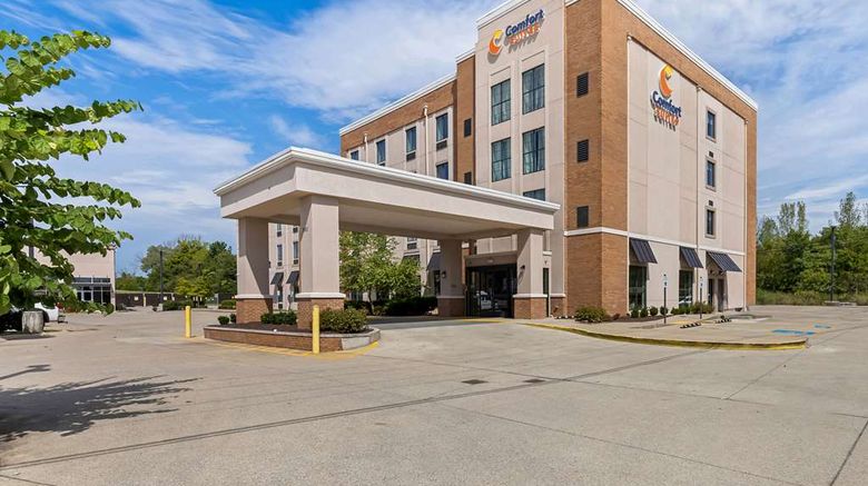Comfort Suites Columbia Exterior. Images powered by <a href="https://iceportal.shijigroup.com" target="_blank" rel="noopener">Ice Portal</a>.