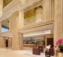 Wyndham Garden Wuxi Huishan Lobby