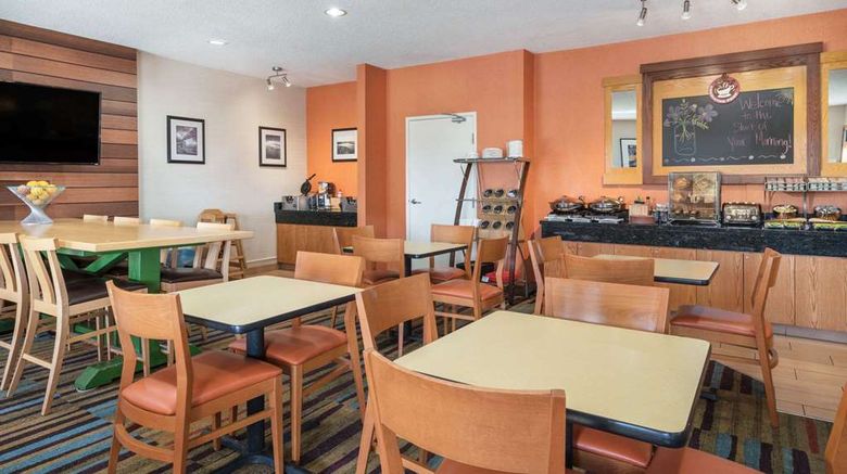 <b>AmericInn by Wyndham Duluth Other</b>. Images powered by <a href="https://iceportal.shijigroup.com/" title="IcePortal" target="_blank">IcePortal</a>.