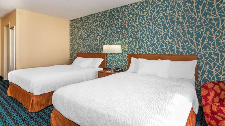 <b>AmericInn by Wyndham Duluth Room</b>. Images powered by <a href="https://iceportal.shijigroup.com/" title="IcePortal" target="_blank">IcePortal</a>.