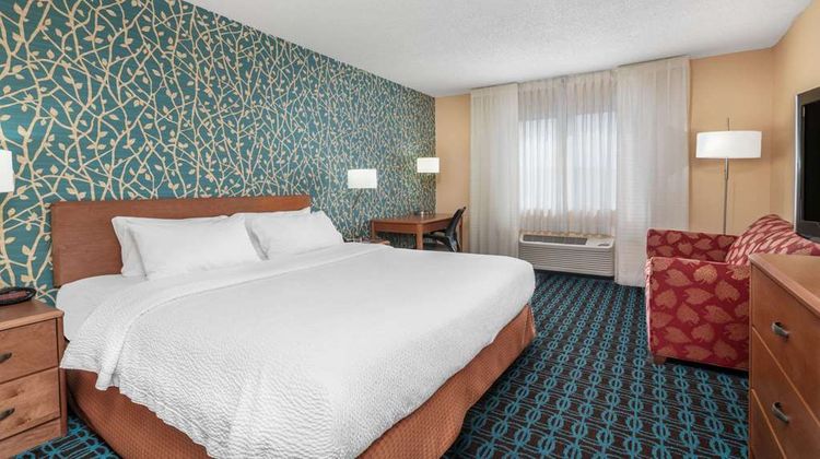 AmericInn by Wyndham Duluth Room