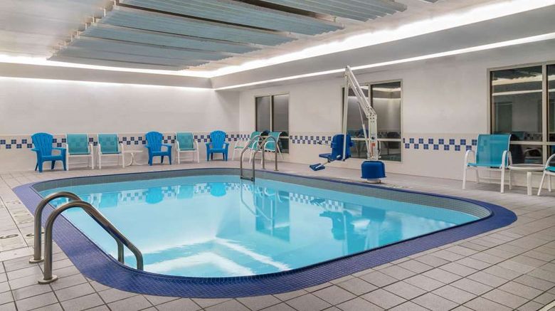 <b>AmericInn by Wyndham Duluth Pool</b>. Images powered by <a href="https://iceportal.shijigroup.com/" title="IcePortal" target="_blank">IcePortal</a>.