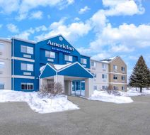 AmericInn by Wyndham Duluth Exterior