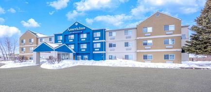 AmericInn by Wyndham Duluth Exterior