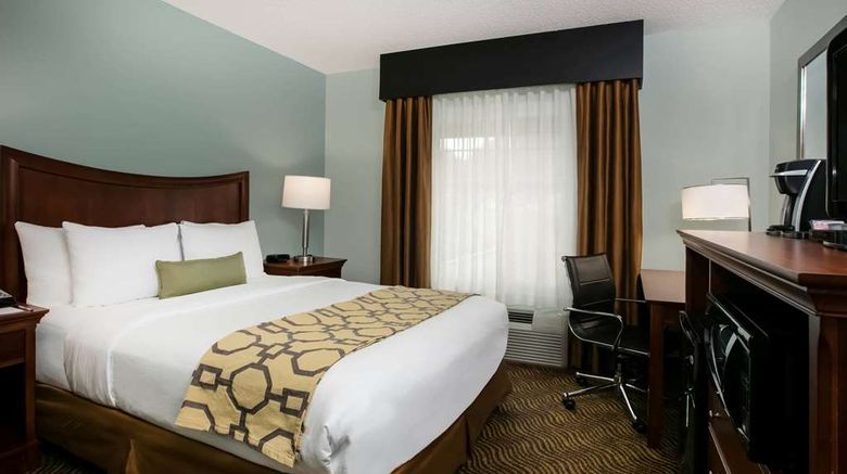 <b>Baymont Inn & Suites Braselton Room</b>. Images powered by <a href="https://iceportal.shijigroup.com/" title="IcePortal" target="_blank">IcePortal</a>.