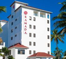 Ramada Suites Wailoaloa Beach Exterior