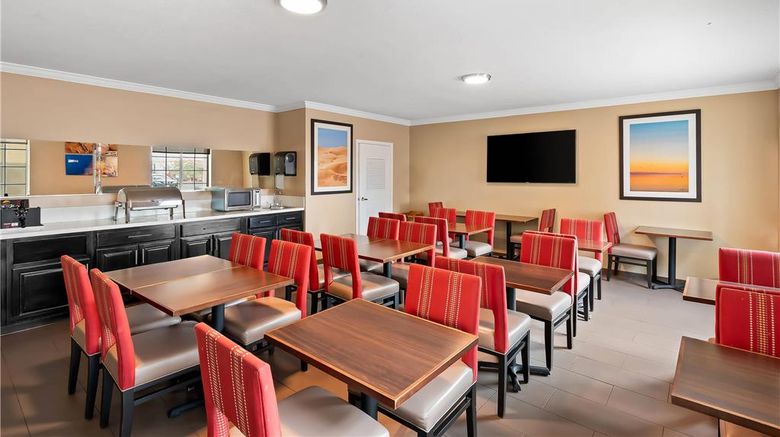 <b>MainStay Suites El Centro I-8 Restaurant</b>. Images powered by <a href="https://iceportal.shijigroup.com/" title="IcePortal" target="_blank">IcePortal</a>.