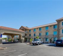 MainStay Suites El Centro I-8 Exterior