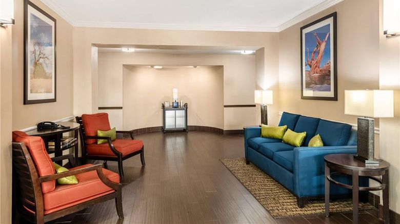 <b>MainStay Suites El Centro I-8 Lobby</b>. Images powered by <a href="https://iceportal.shijigroup.com/" title="IcePortal" target="_blank">IcePortal</a>.